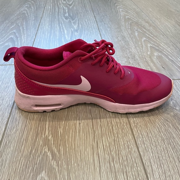 Size 8.5 Pink Nike Air Max Thea - Picture 6 of 8